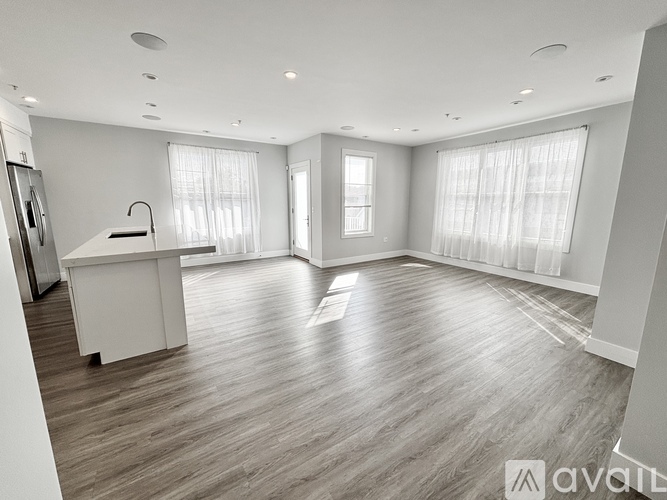 151 Hancock Street 2 Beds Condo for Rent - Photo gallery 5