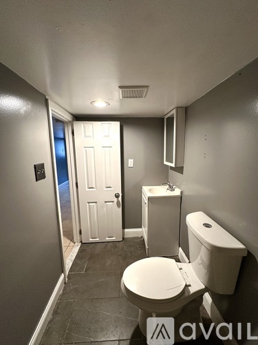 625 N Linwood Ave 4 Beds Single Family Home for Rent - Photo gallery 2