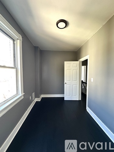 625 N Linwood Ave 4 Beds Single Family Home for Rent - Photo gallery 4