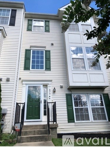 879 Middle River Road 3 Beds Apartment for Rent