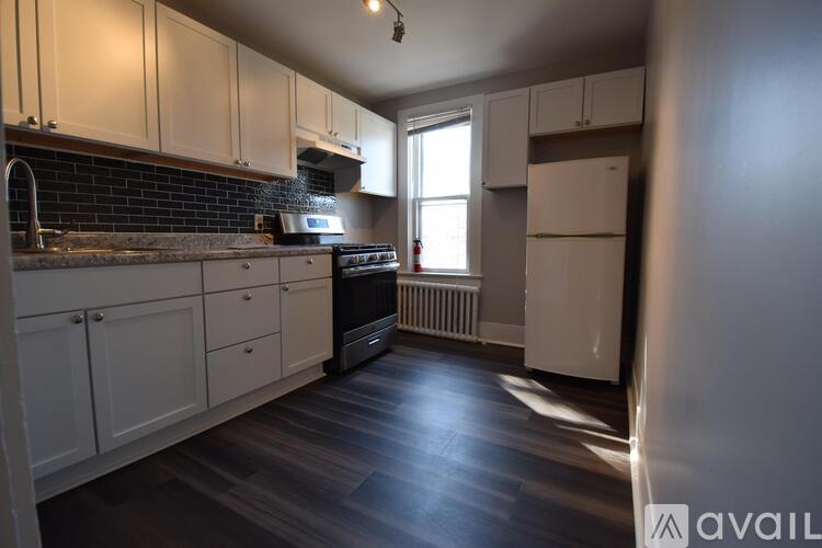 1104 N 5th St 1 Apartment for Rent - Photo gallery 2