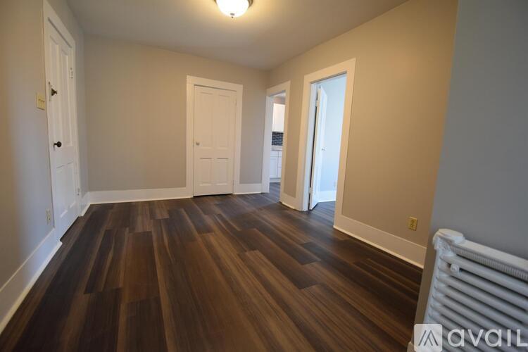 1104 N 5th St 1 Apartment for Rent - Photo gallery 4