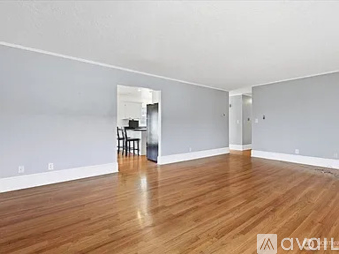 707 Spruce Street 3 Beds Single Family Home for Rent - Photo gallery 3