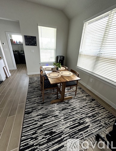 1041 Willowbrook Avenue 3 Beds Single Family Home for Rent - Photo gallery 4