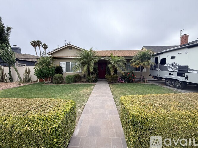 109 Coronado St 3 Beds Single Family Home for Rent - Photo gallery 1