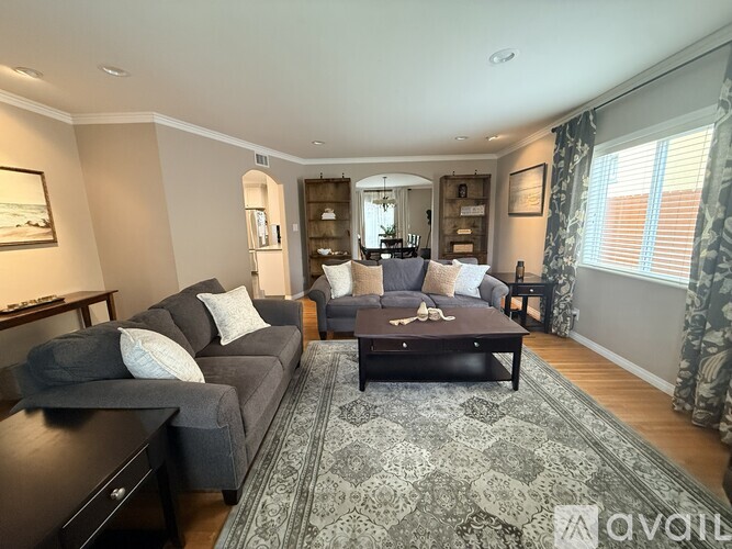 109 Coronado St 3 Beds Single Family Home for Rent - Photo gallery 5
