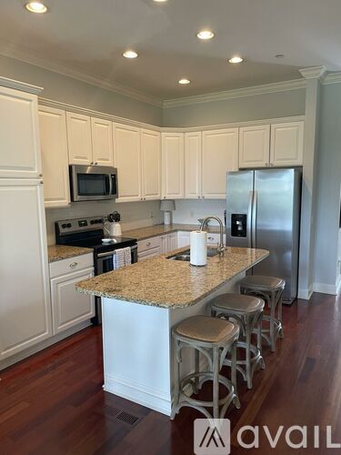 204 Michigan Ave 3 Beds Townhouse for Rent - Photo gallery 2