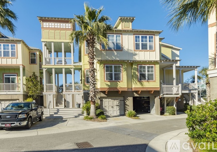 204 Michigan Ave 3 Beds Townhouse for Rent - Photo gallery 5