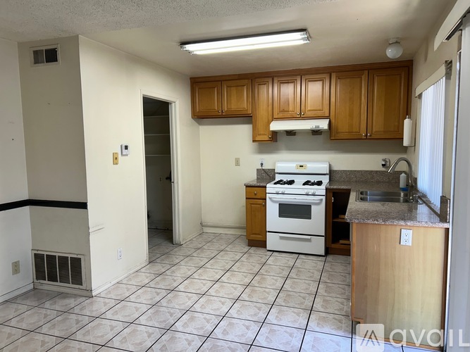 773 Windwood Drive 3 Beds Townhouse for Rent - Photo gallery 2