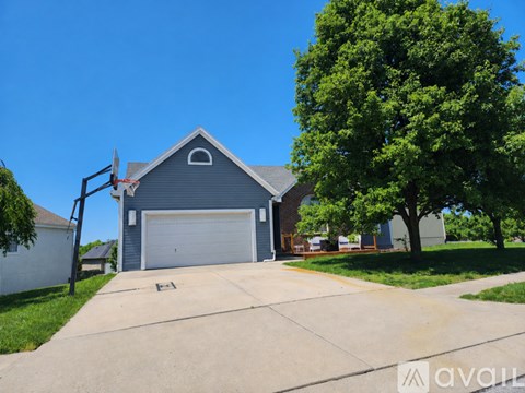 15464 South Greenwood Street 4 Beds Apartment for Rent