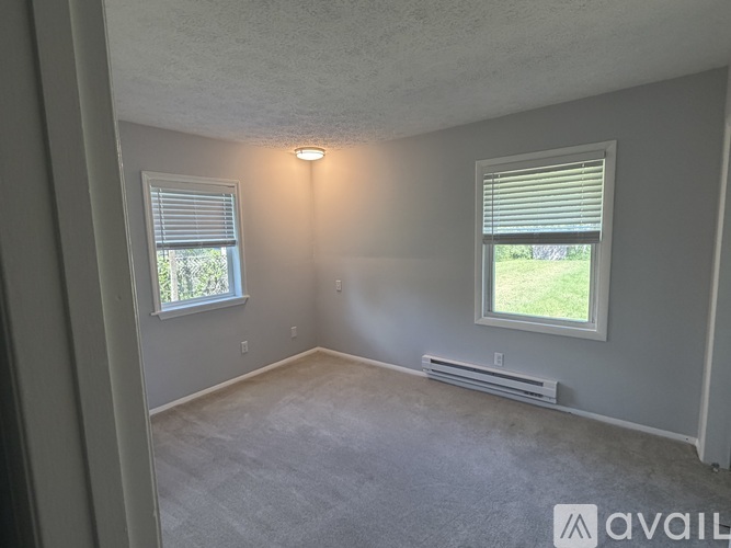 16710 136th Ave 2 Beds Apartment for Rent - Photo gallery 1