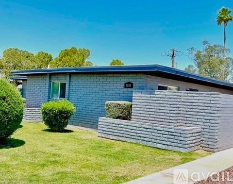 1058 West Flint Street 2 Beds Apartment for Rent