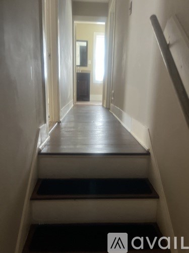 535 South Belmont Avenue 3 Beds Apartment for Rent