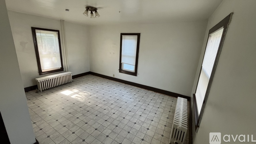 352 Spruce Street 1 Apartment for Rent - Photo gallery 3