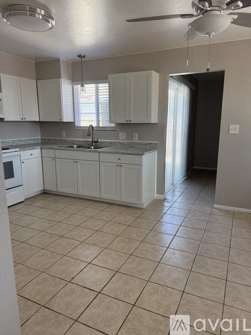 1284 West 13th Street 4 Beds Single Family Home for Rent - Photo gallery 4