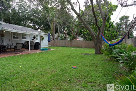 632 75Th Street North 2 Beds Apartment for Rent