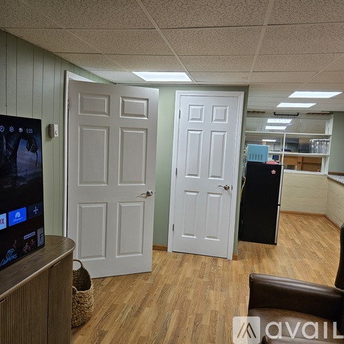 132 Westwood Dr 1 Apartment for Rent - Photo gallery 5
