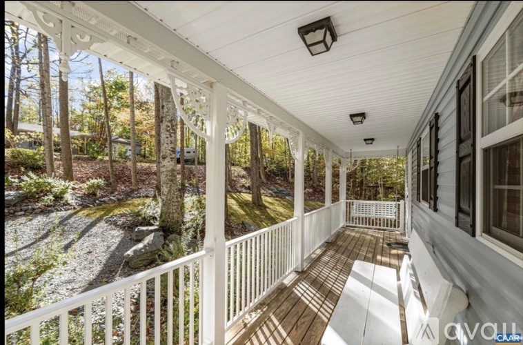 60 Chippewa Lane 3 Beds Single Family Home for Rent - Photo gallery 2