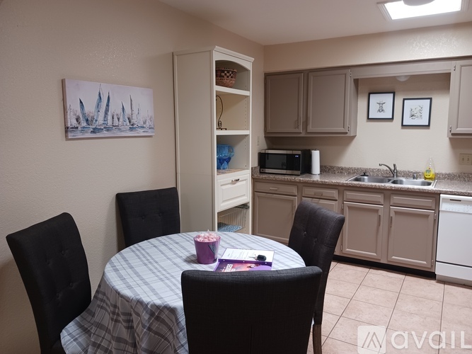 701 Parker Road 2 Beds Townhouse for Rent - Photo gallery 4