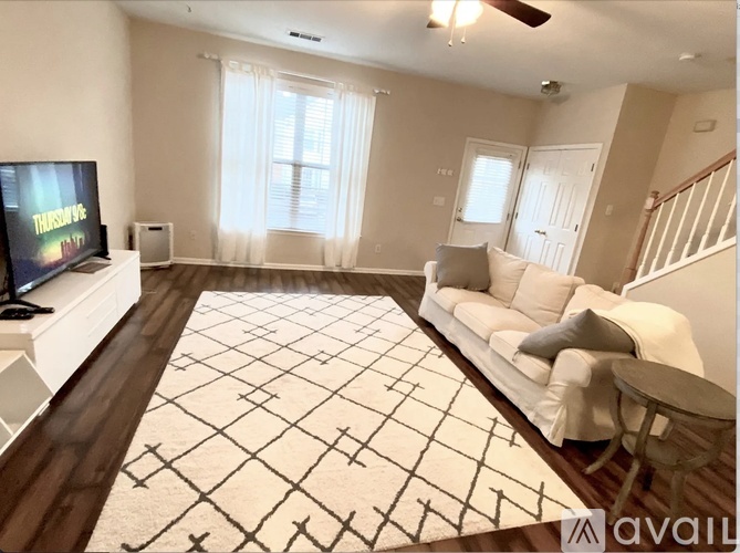4645 Valais CT 3 Beds Townhouse for Rent - Photo gallery 4