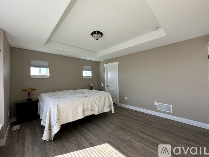 1725 Peerless Place 4 Beds Single Family Home for Rent - Photo gallery 5