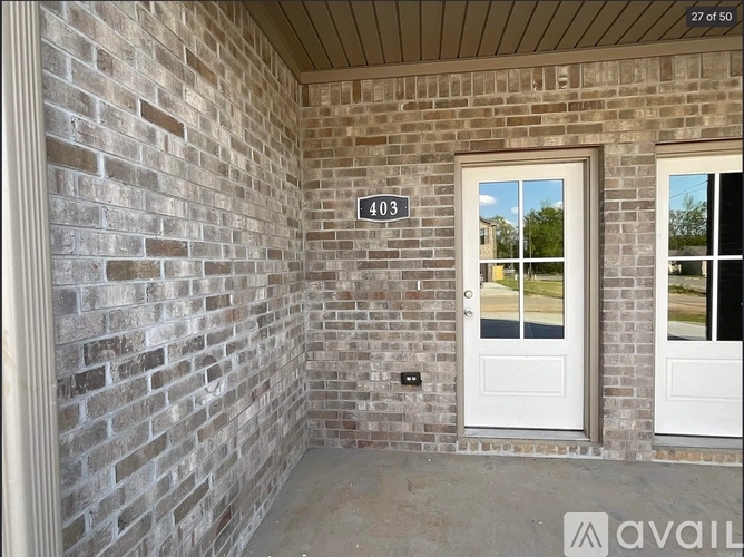 403 East Center Street 3 Beds Single Family Home for Rent - Photo gallery 3