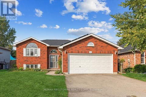 82 WHITLAW WAY 3 Beds Apartment for Rent