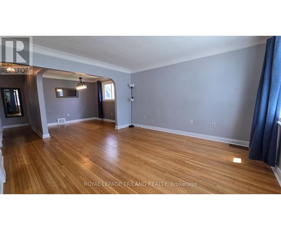 224 HIGHBURY AVENUE N 3 Beds House for Rent - Photo gallery 3