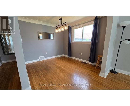 224 HIGHBURY AVENUE N 3 Beds House for Rent - Photo gallery 4
