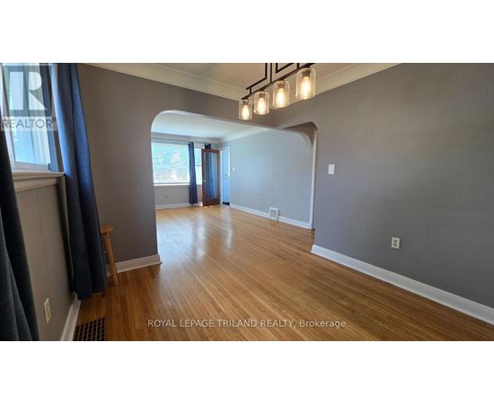 224 HIGHBURY AVENUE N 3 Beds House for Rent - Photo gallery 5