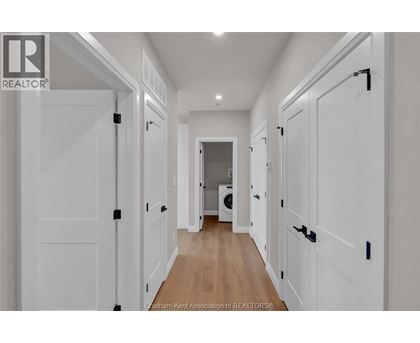 50 Nazarene ROAD Unit# 527 2 Beds Apartment, Home for Rent - Photo gallery 4