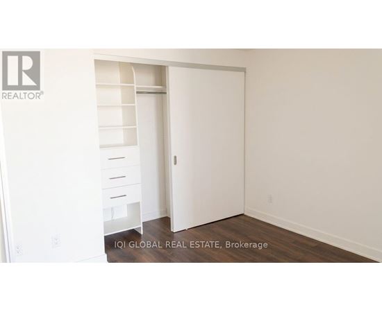 1905 - 210 SIMCOE STREET 2 Beds Apartment, Condo, Home for Rent - Photo gallery 3