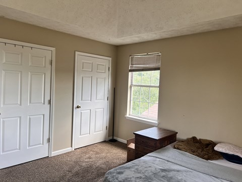 100 Ashley Cv 3 Beds Apartment for Rent