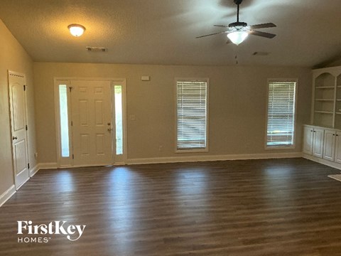 1553 SHOAL CREEK Drive 4 Beds Apartment for Rent