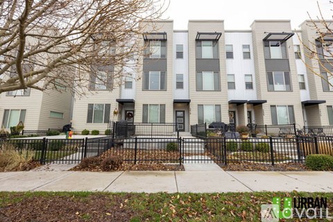 2419 W Bridge Ave 3 Beds Apartment for Rent
