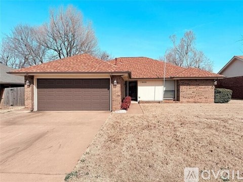 1909 Fountain View 3 Beds Apartment for Rent