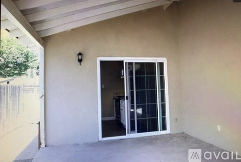 Celeste Dr 3 Beds Apartment for Rent