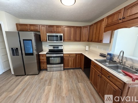 288 North Odell Street 3 Beds Apartment for Rent