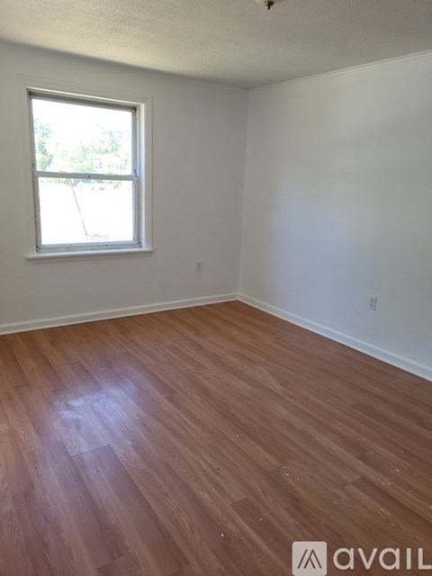 190 Gibbons Ct 3 Beds Apartment for Rent