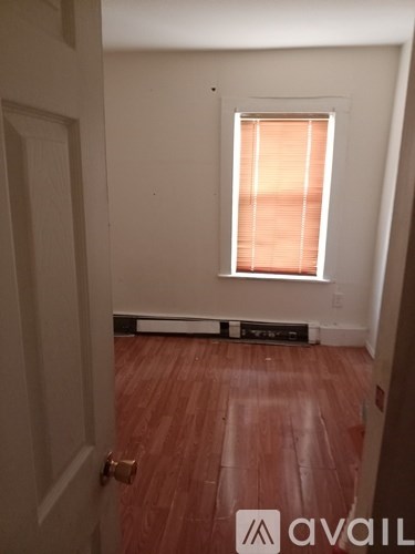 1444 2Nd St 3 Beds Apartment for Rent