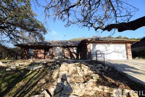 2213 Phyllis Dr 3 Beds Apartment for Rent
