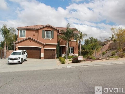 9380 Dauchy Avenue 5 Beds Apartment for Rent