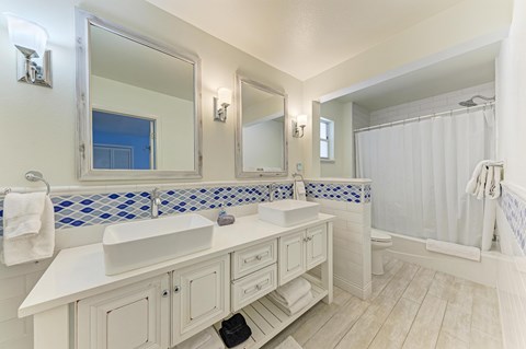 102 Palmetto Ave. 4 Beds Apartment for Rent
