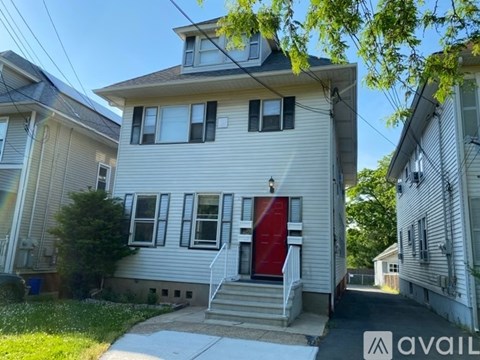 311 Magnolia Street 1 Apartment for Rent