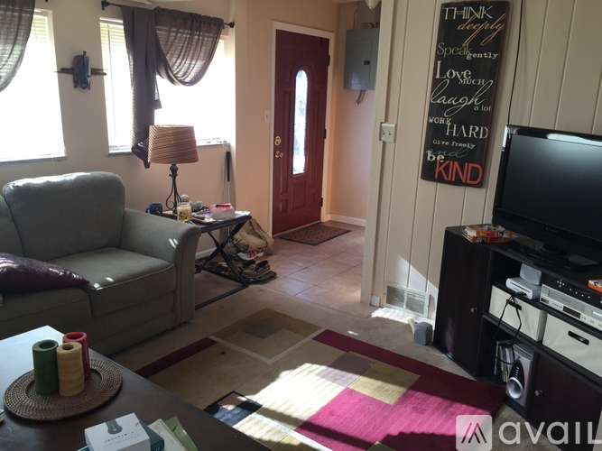 2804 Shadeland Avenue 3 Beds Single Family Home for Rent - Photo gallery 4
