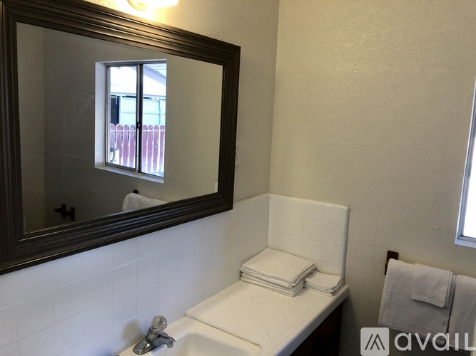578 Fern Ave 1 Single Family Home for Rent - Photo gallery 3