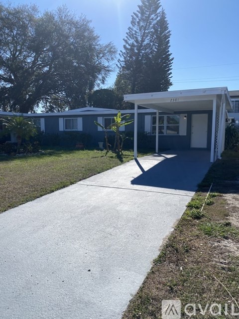2381 Chaucer Street 2 Beds Apartment for Rent