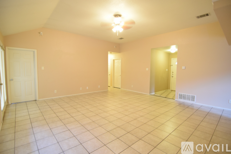 3109 Woodrow Dr 4 Beds Single Family Home for Rent - Photo gallery 4