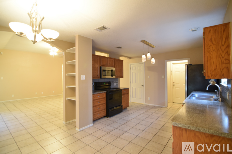 3109 Woodrow Dr 4 Beds Single Family Home for Rent - Photo gallery 5