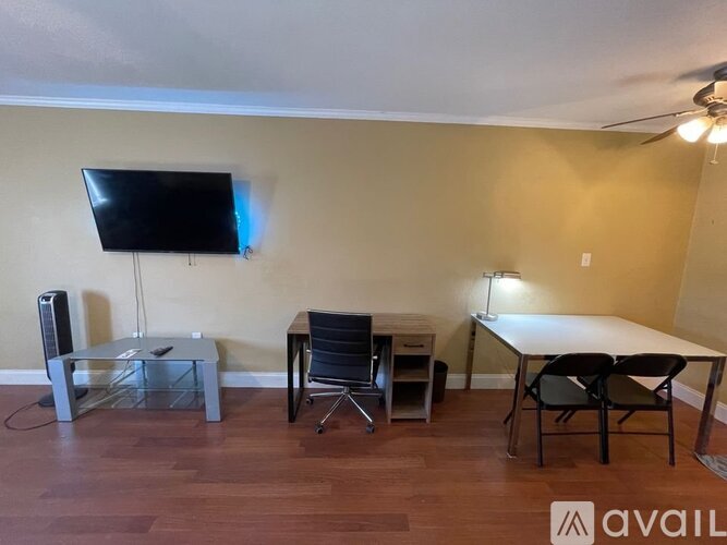 405 Dunwoody Street 1 Condo for Rent - Photo gallery 3